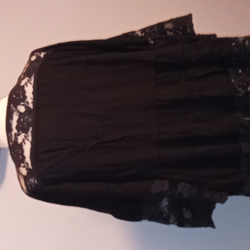 Black Lace Top - Picture 5 of 9
